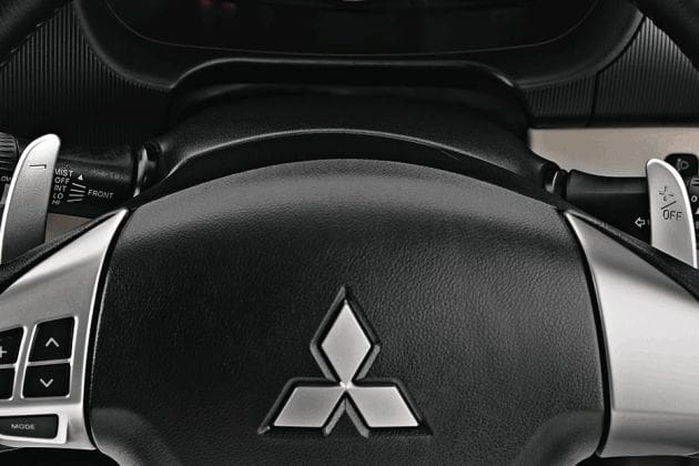 Mitsubishi pajerosport null